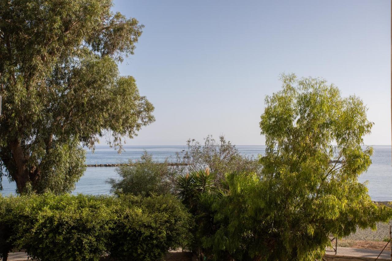Mayra Seafront Luxury Apartment Limassol Exterior foto
