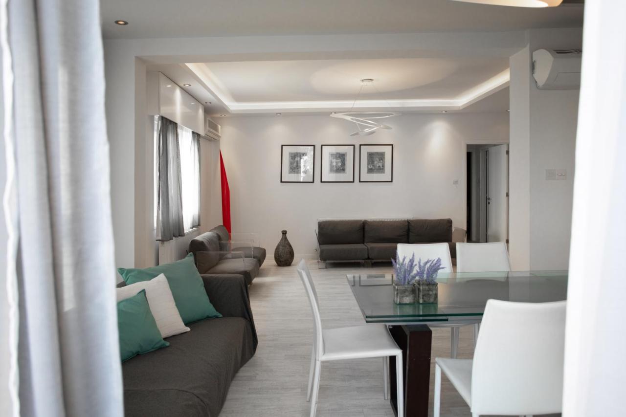 Mayra Seafront Luxury Apartment Limassol Exterior foto