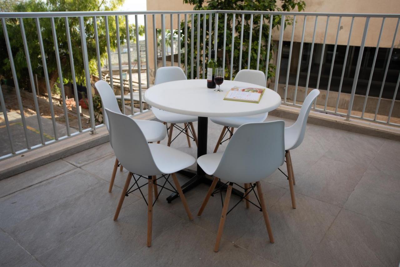 Mayra Seafront Luxury Apartment Limassol Exterior foto